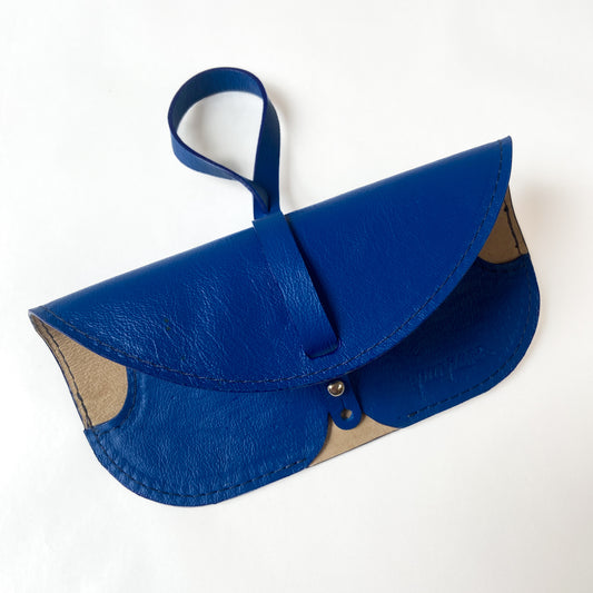 Brillenetui met bevestiginsriempje - verschillende varianten