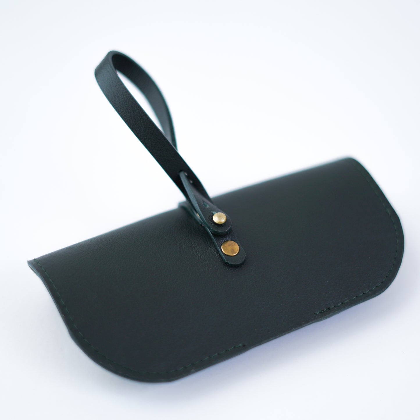 Brillenetui met bevestiginsriempje - verschillende varianten