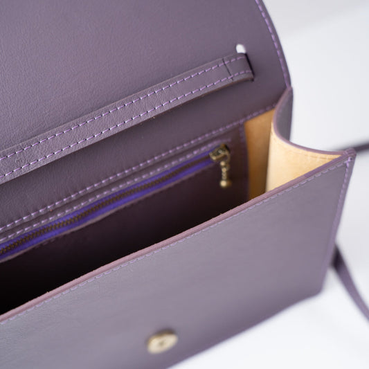 Donkerpaarse ledere handtas Brugge