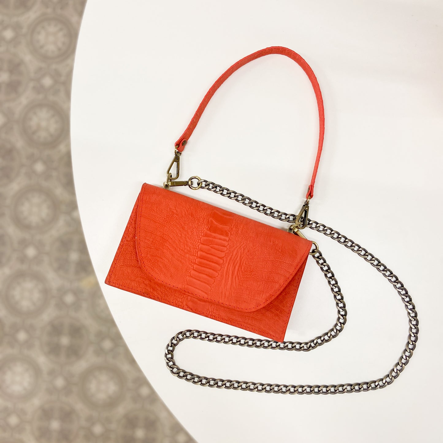 Little domino - met korte riem & ketting
