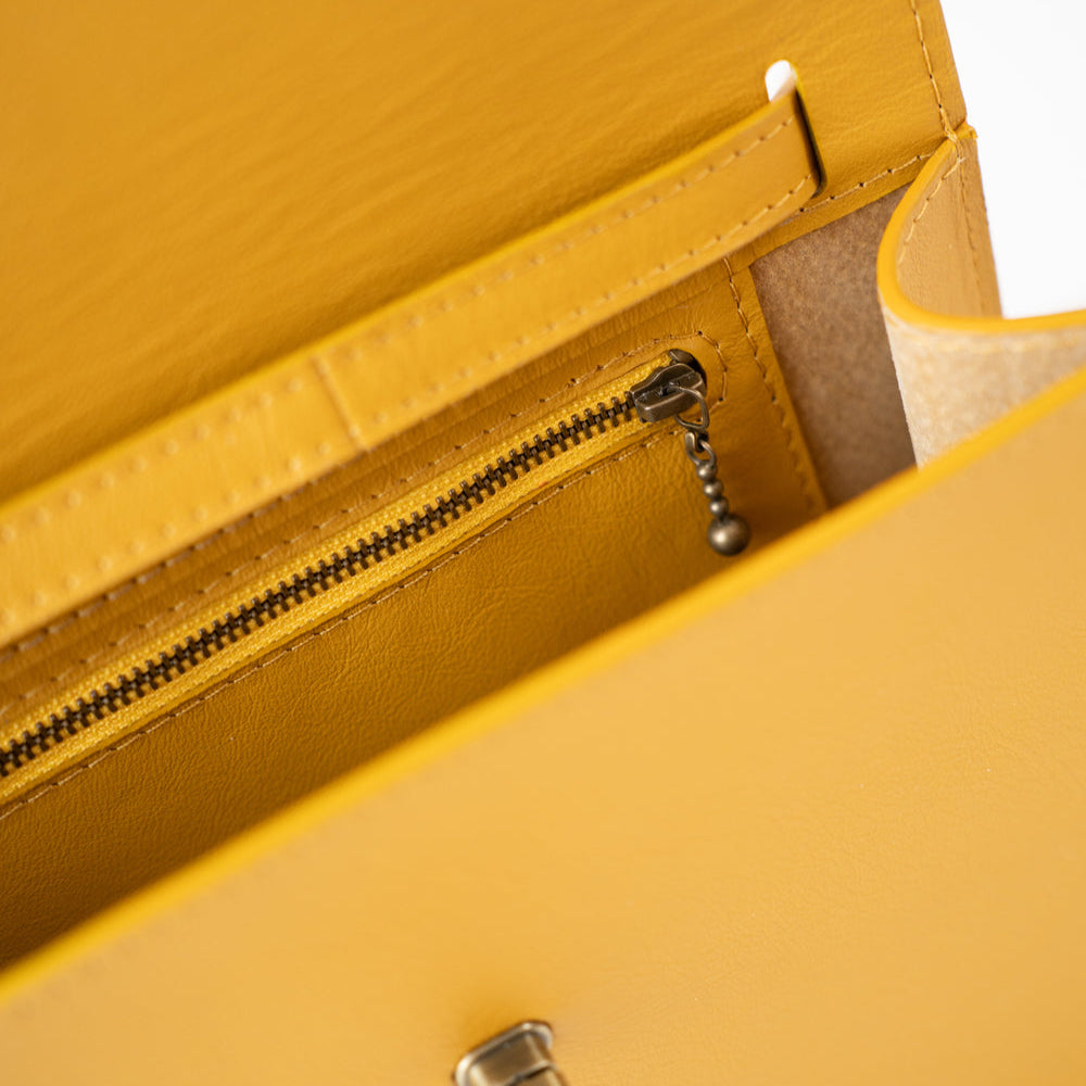 Handtas van purpose in leder