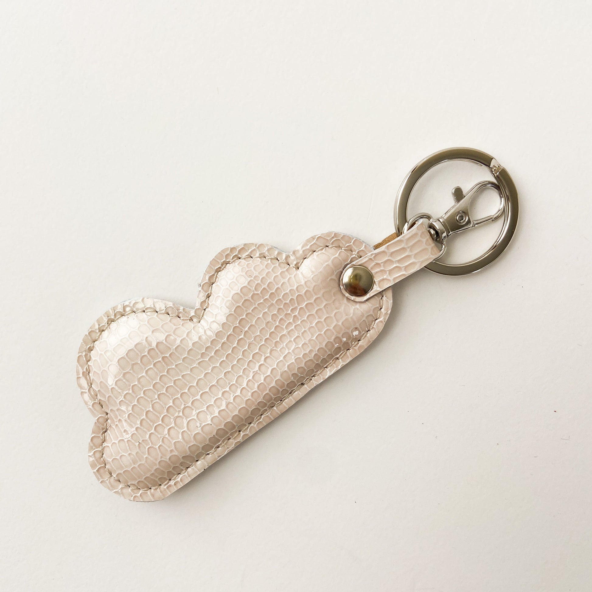 lederen bag charm wolk