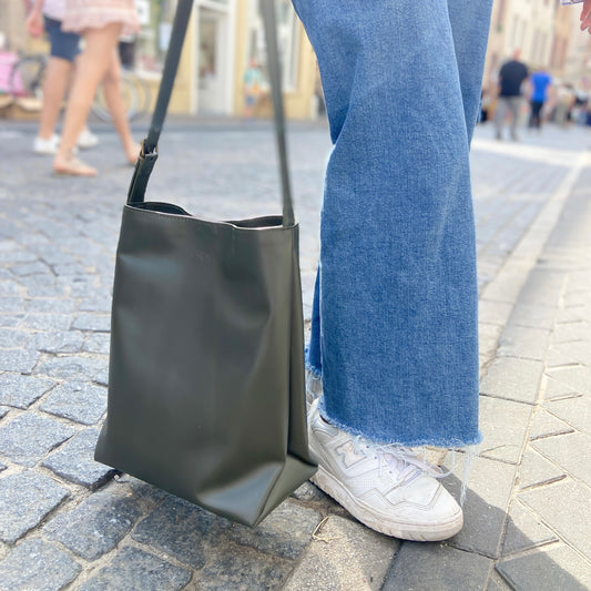 Bucket bag - groen met kleurrijke geo voering