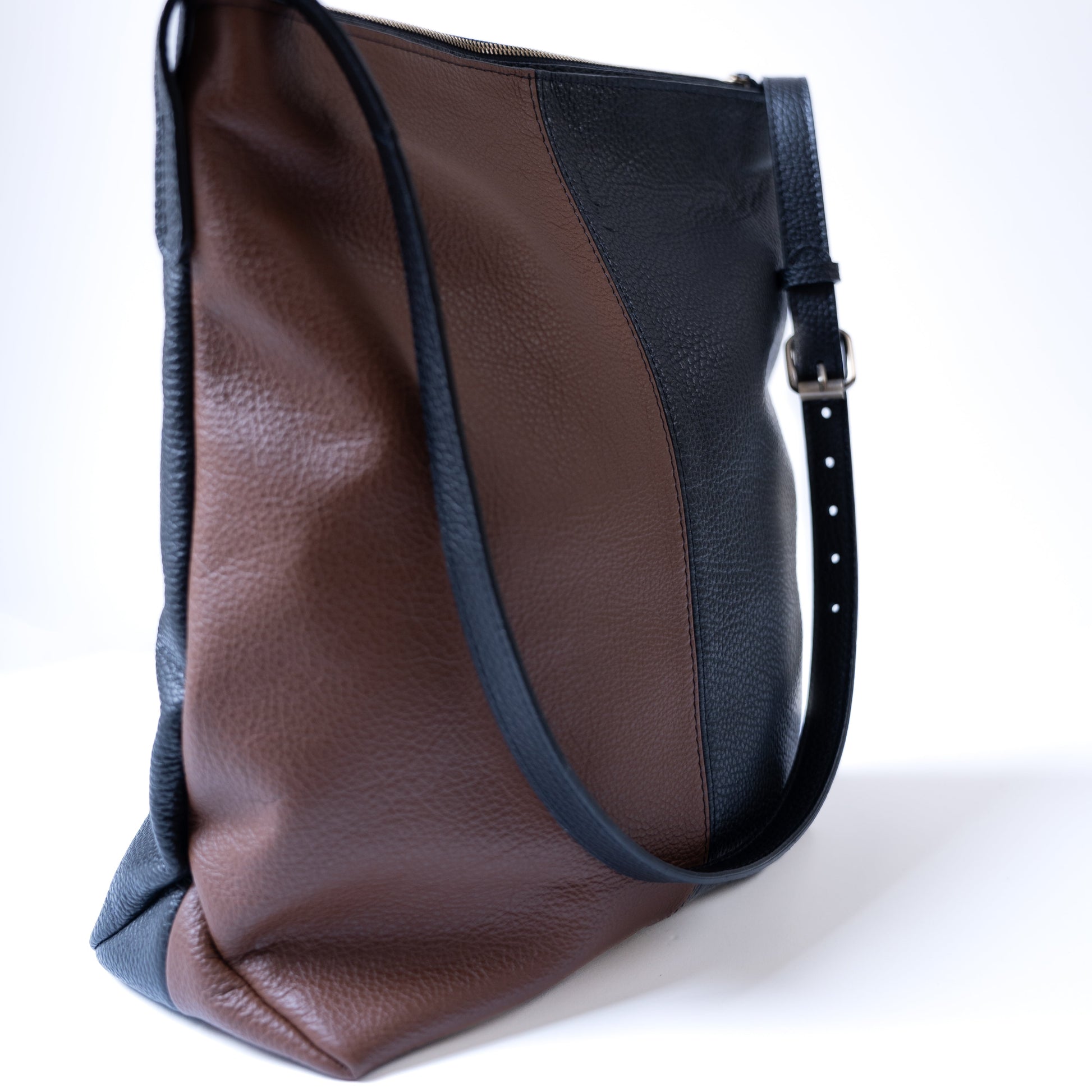 Lederen schoudertas met voering - bruin zwart